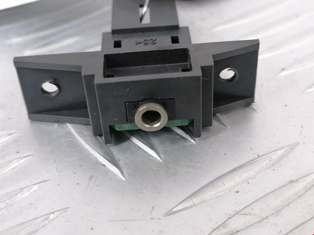 Разъем AUX/USB RENAULT Koleos HY 2008-2016