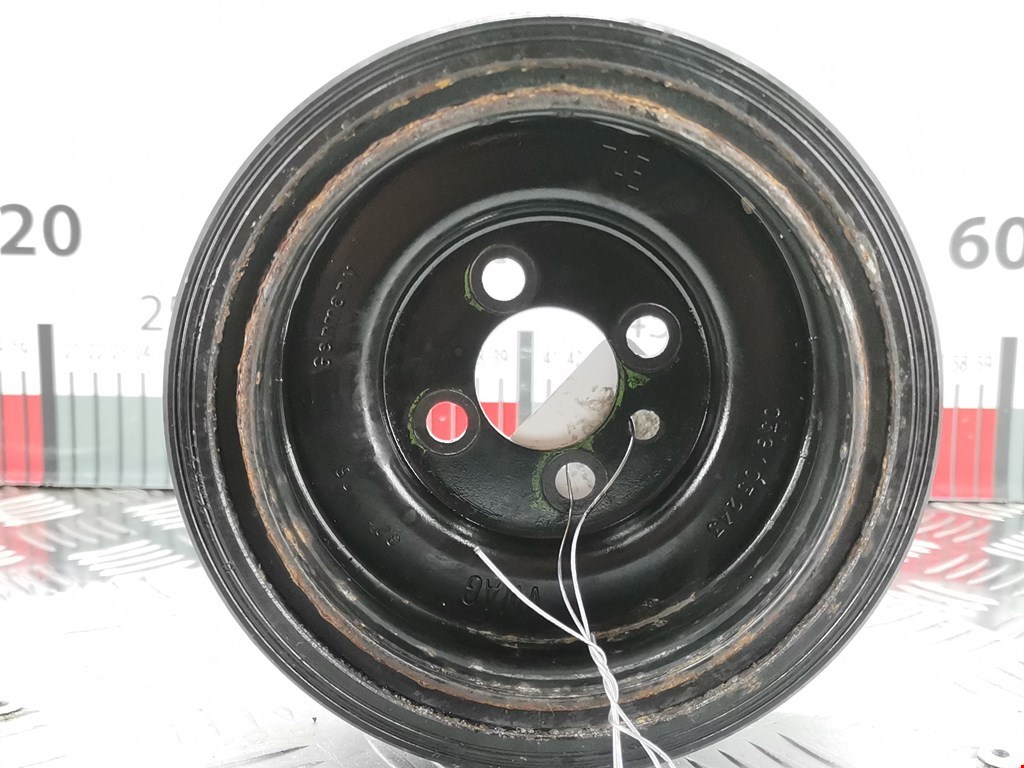 Шестерня коленвала (шкив) VOLKSWAGEN Passat B6 2005-2011