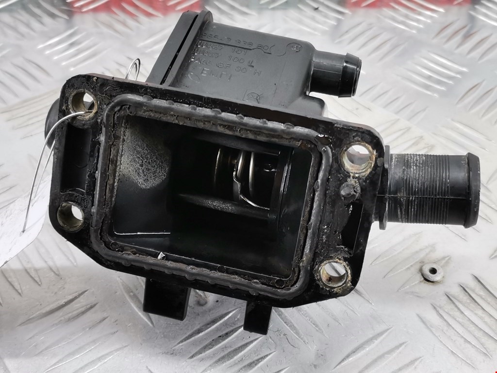 Корпус термостата FORD Fusion 2002-2012