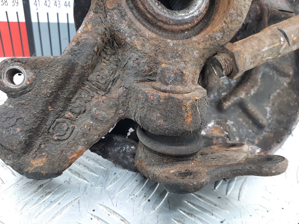 Ступица передняя правая SEAT Ibiza 2002-2008