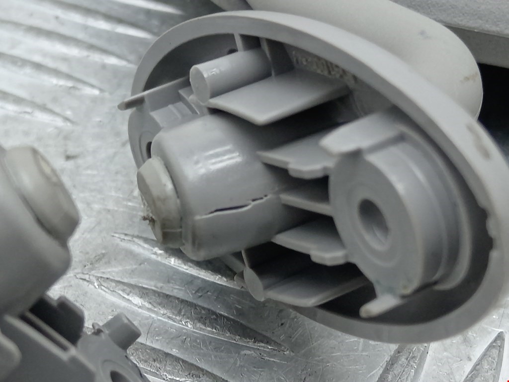 Козырек солнцезащитный FORD Fiesta 2001-2008