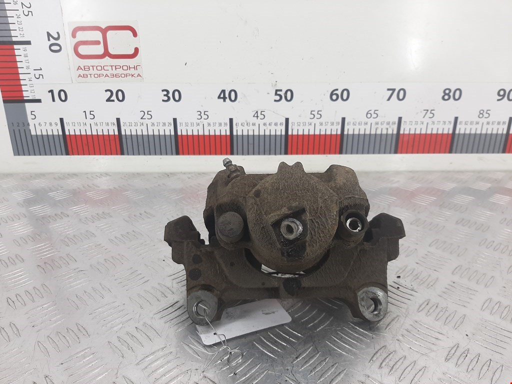 Суппорт передний левый AUDI Q3 I 2011-2018