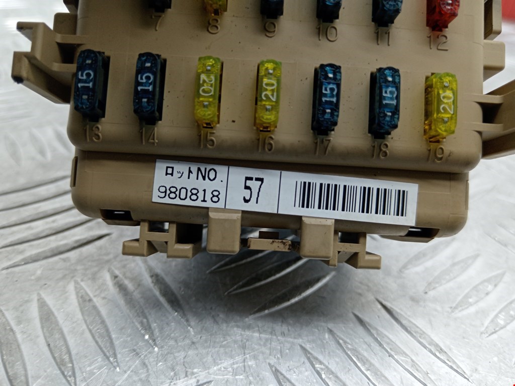 Датчик уровня в бачок омывателя SUBARU Impreza 1992-2000