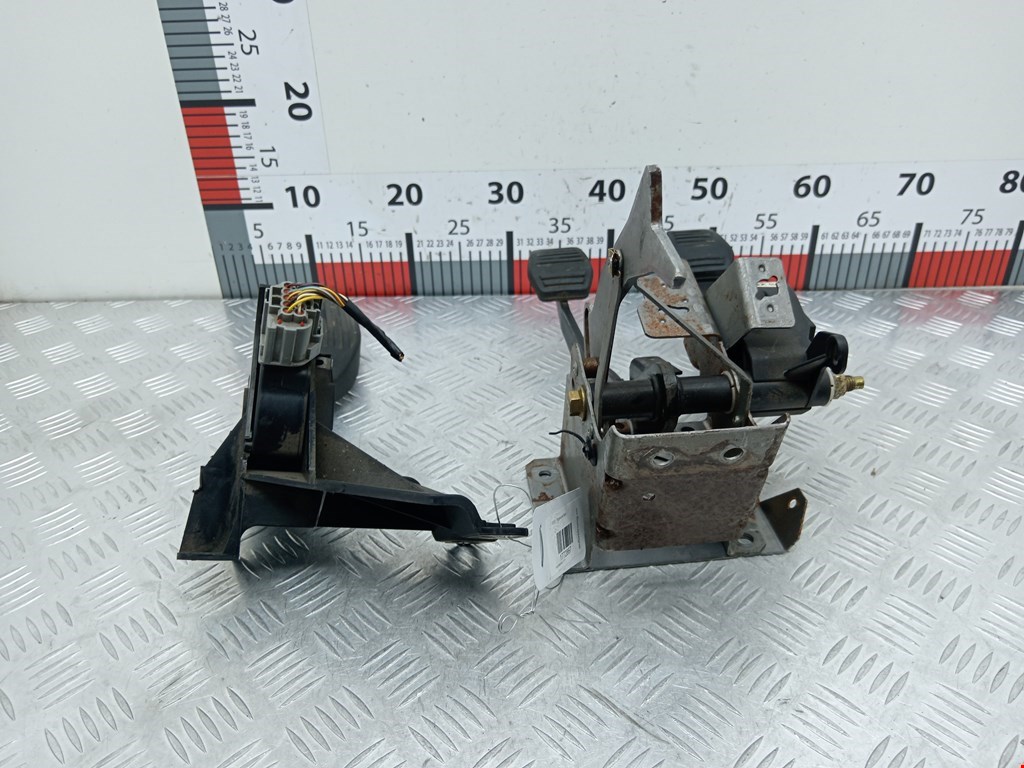 Блок педалей (педальный узел) FORD Mondeo III 2000-2007