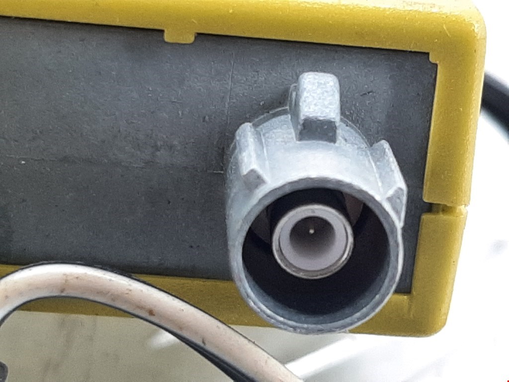 Усилитель антенны LAND ROVER Range Rover Sport 2005-2013