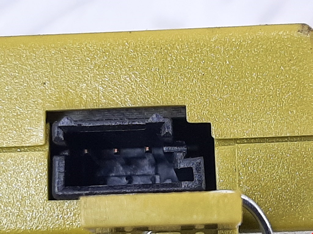 Усилитель антенны LAND ROVER Range Rover Sport 2005-2013