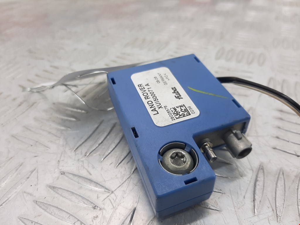 Усилитель антенны LAND ROVER Range Rover Sport 2005-2013