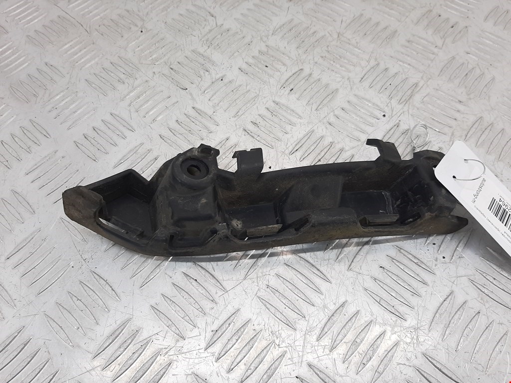 Кронштейн переднего бампера правый LAND ROVER Range Rover Sport 2005-2013