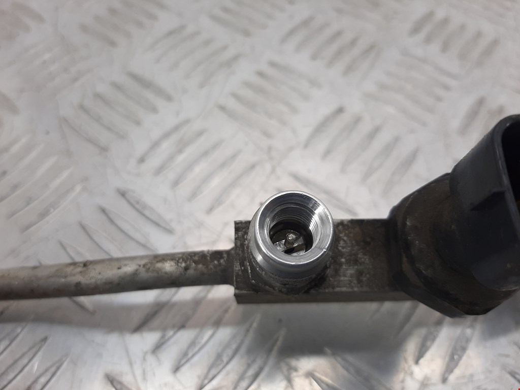 Трубка кондиционера LAND ROVER Range Rover Sport 2005-2013