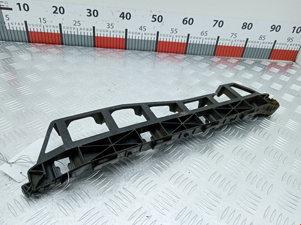 Кронштейн заднего бампера левый правый HYUNDAI i40 2011-2019