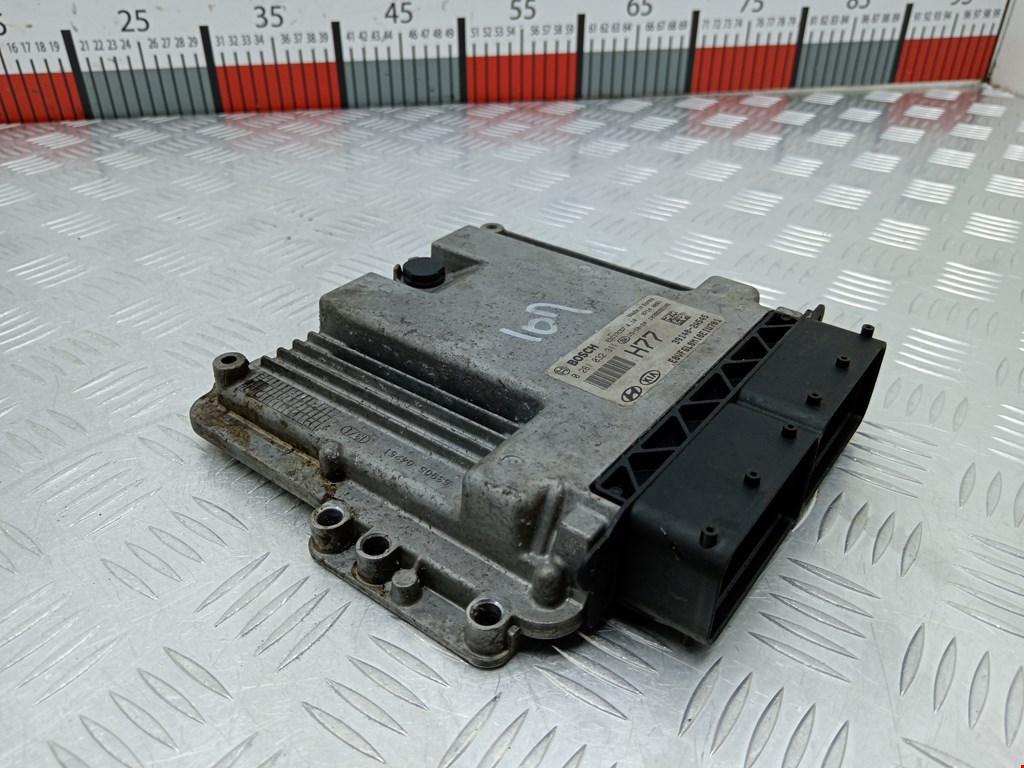 Блок управления двигателя (ЭБУ) HYUNDAI i40 2011-2019