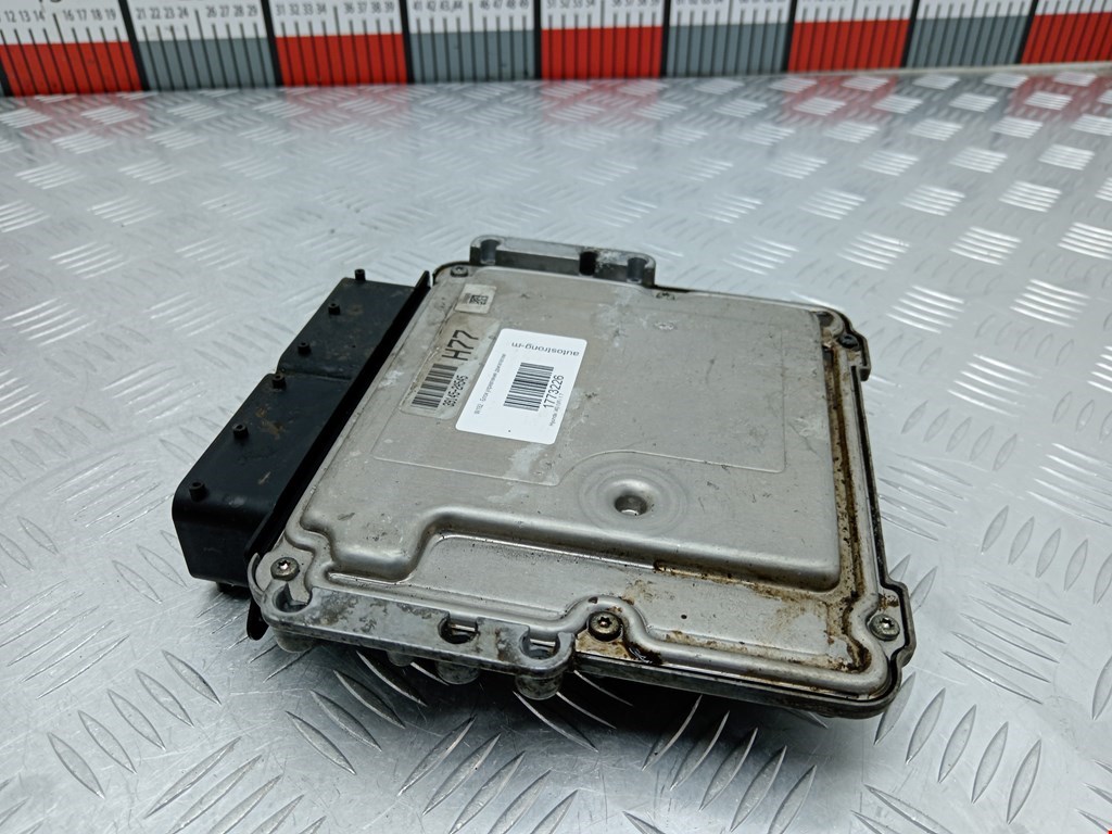 Блок управления двигателя (ЭБУ) HYUNDAI i40 2011-2019