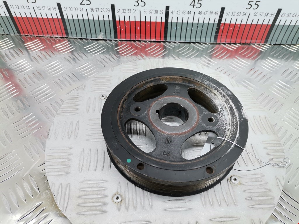 Шестерня коленвала (шкив) TOYOTA RAV 4 XA30 2006-2012