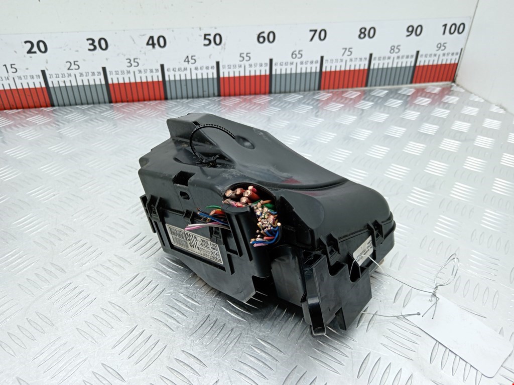 Датчик уровня в бачок омывателя HYUNDAI i40 2011-2019