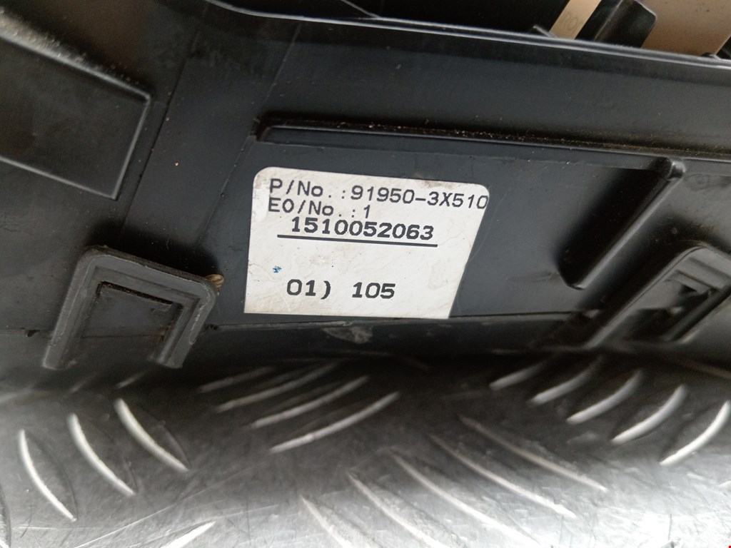 Датчик уровня в бачок омывателя HYUNDAI i40 2011-2019