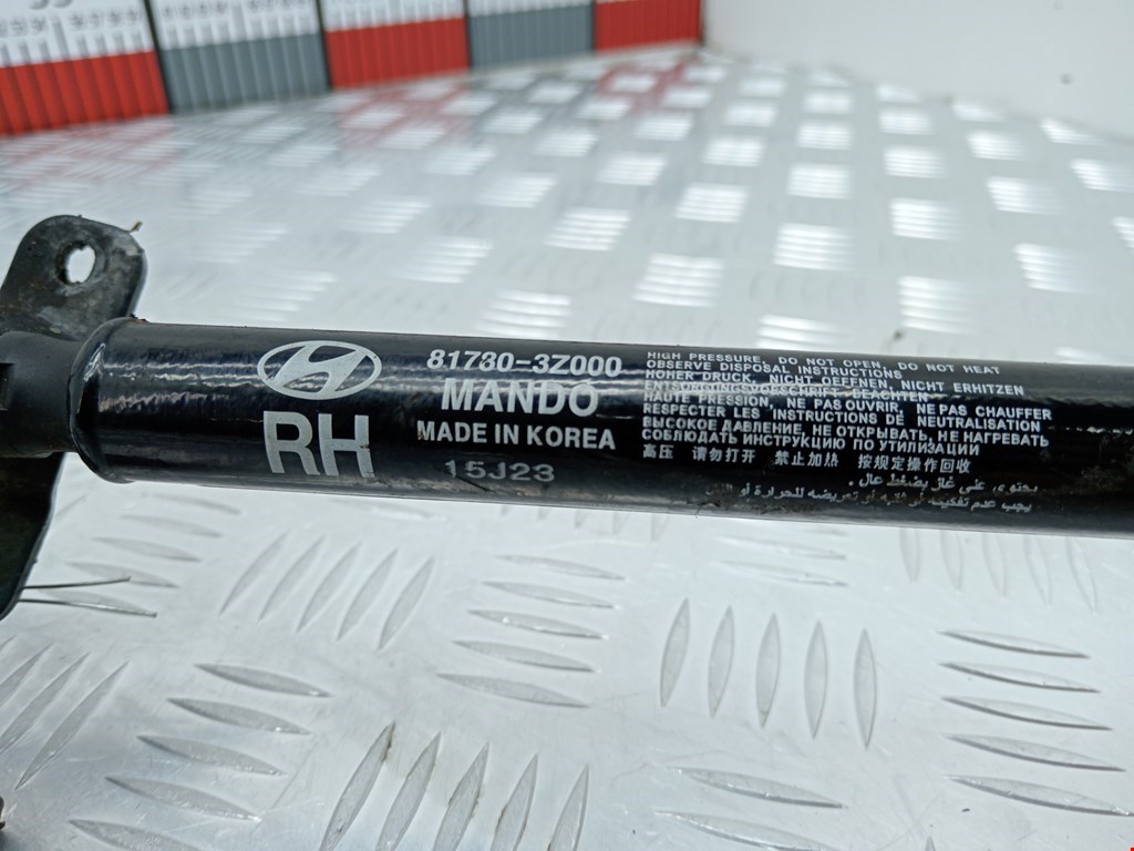 Амортизатор крышки (двери) багажника HYUNDAI i40 2011-2019