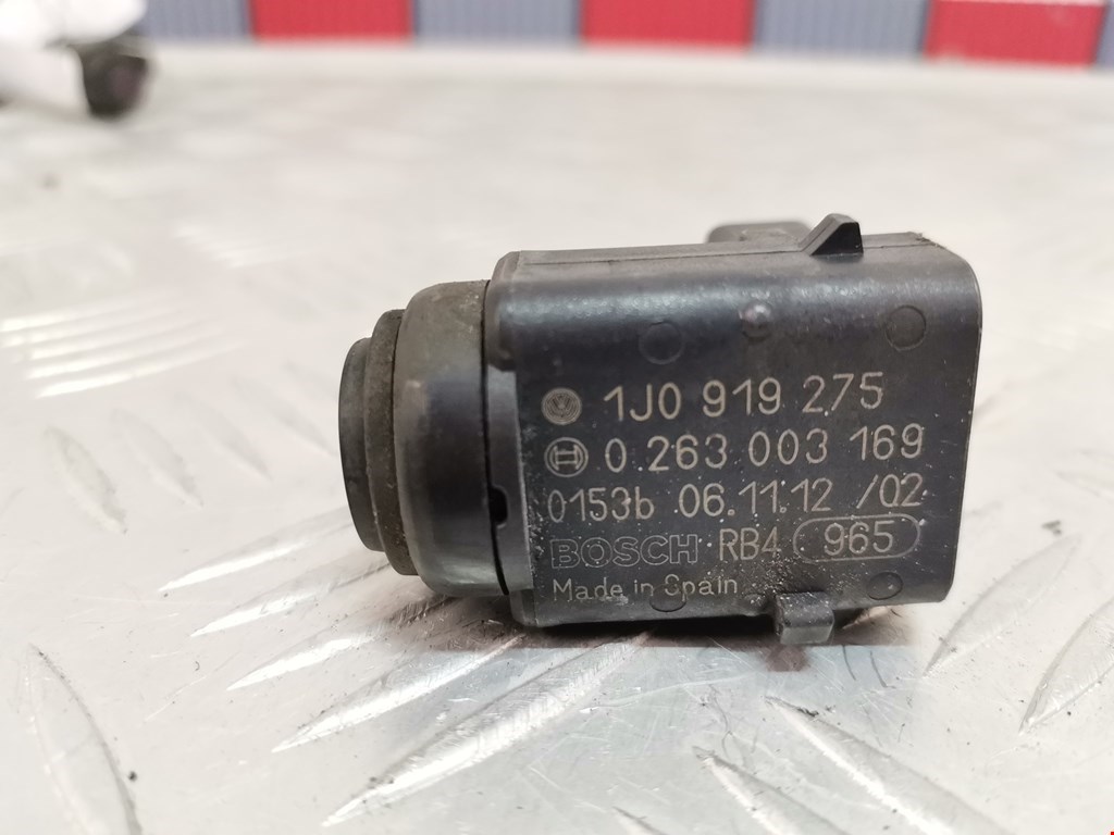Датчик парковки VOLKSWAGEN Touareg 2002-2010