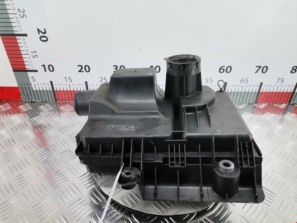 Корпус воздушного фильтра TOYOTA Prius II XW20 2003-2012