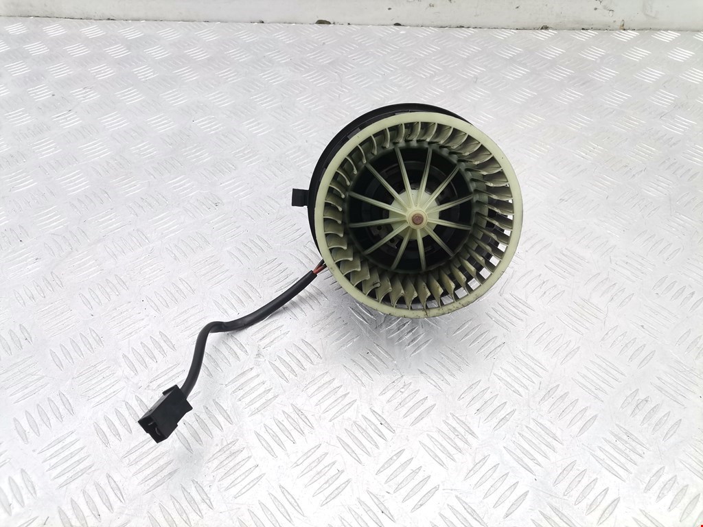 Моторчик (мотор) отопителя салона AUDI A4 B5 1995-2001