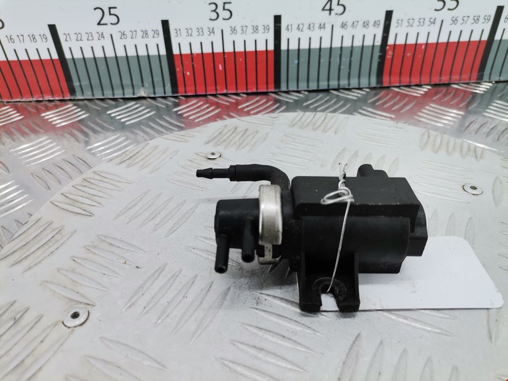 Клапан воздушного фильтра Jaguar S-Type (1998-2008)