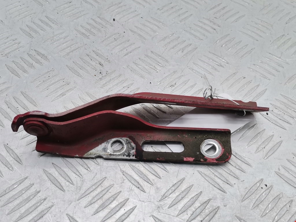 Петля капота левая/правая SEAT Ibiza 1993-2002