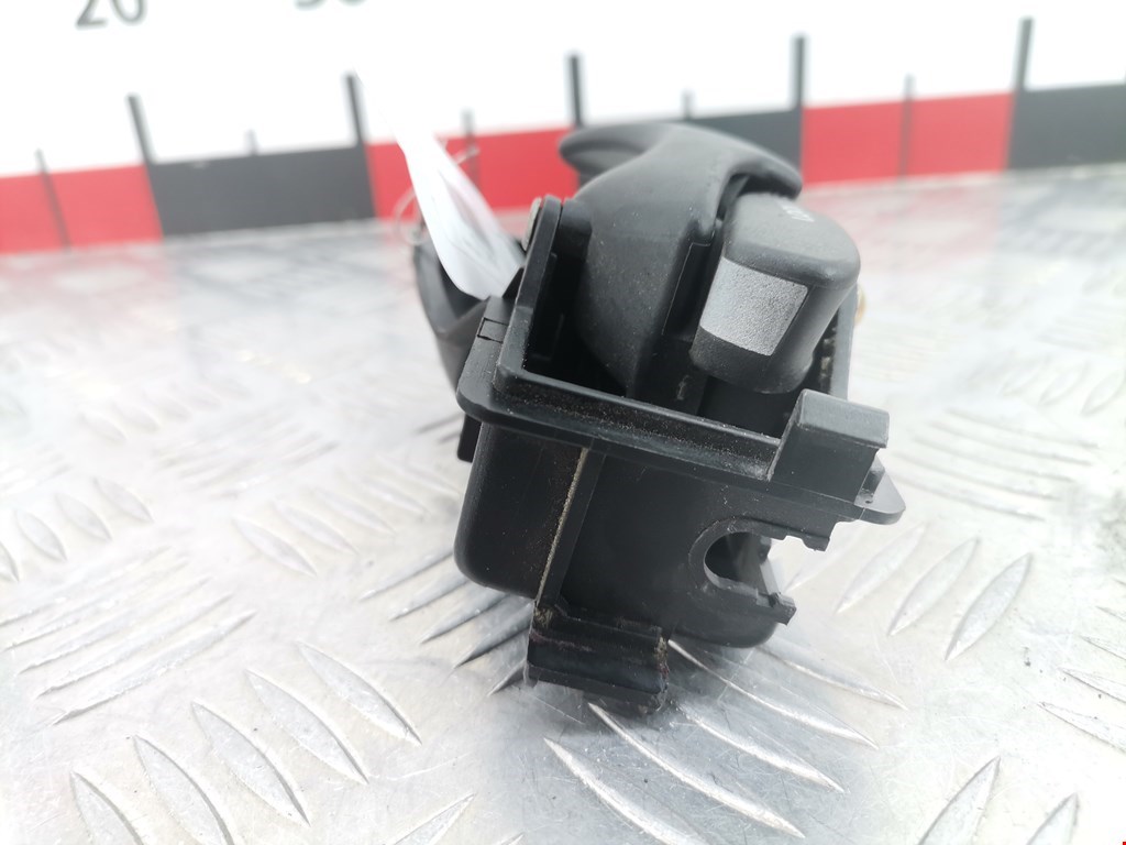 Ручка дверная задняя внутренняя левая FORD Focus I 1998-2005