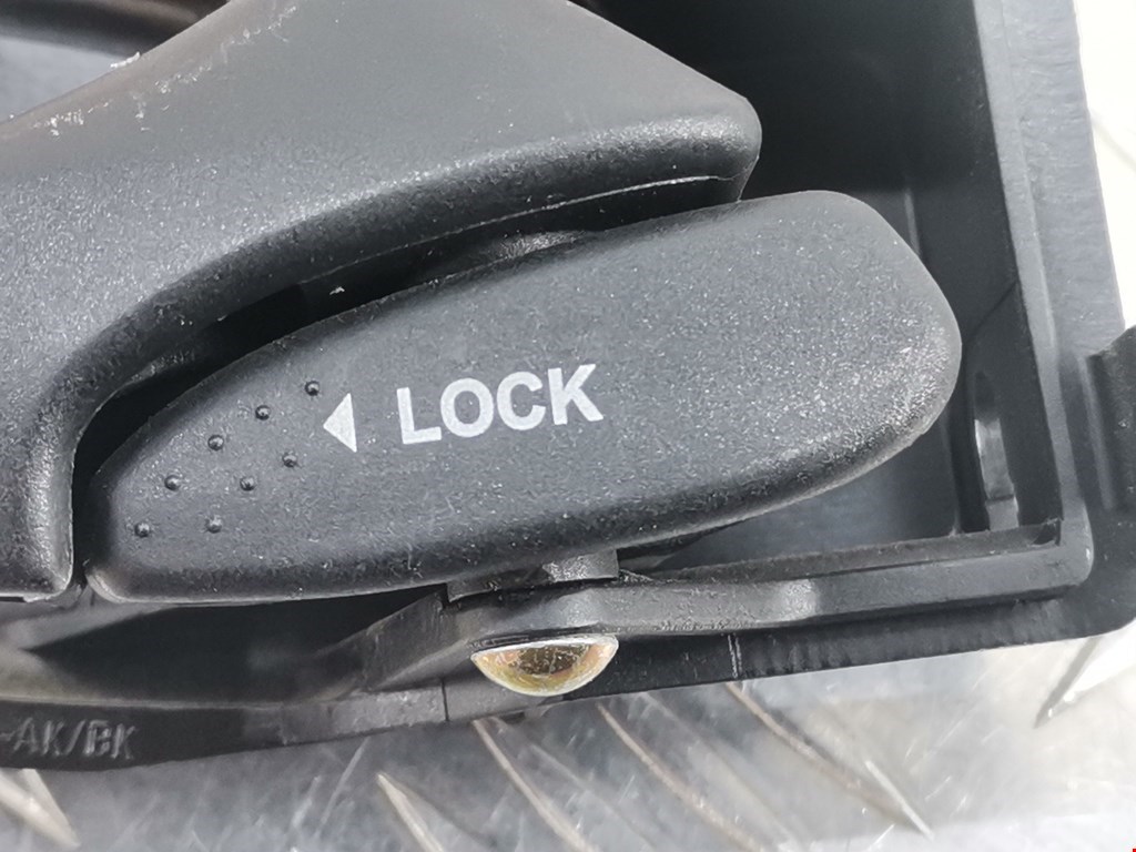 Ручка дверная задняя внутренняя правая FORD Focus I 1998-2005