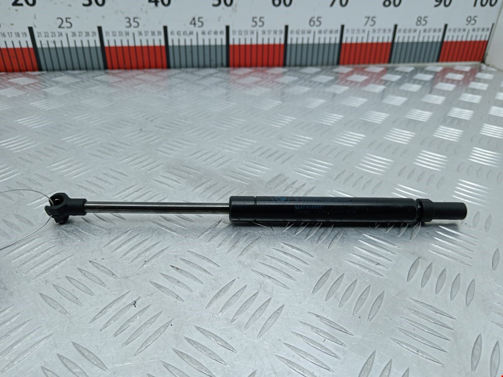 Амортизатор крышки (двери) багажника BMW 5er 5 серия F10/F11/F07 2009-2017