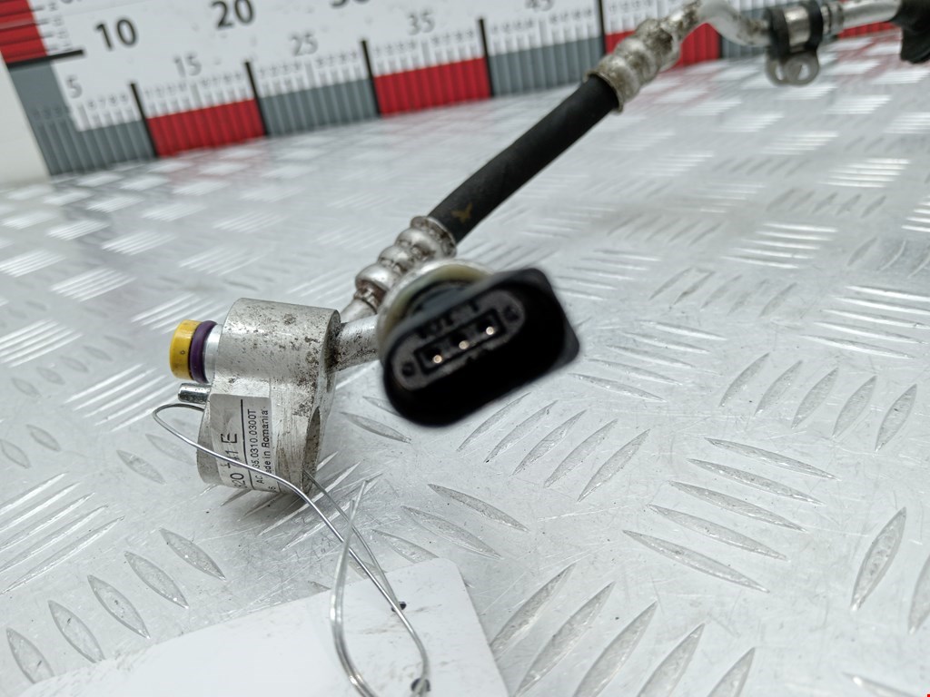 Трубка кондиционера VOLKSWAGEN Touareg 2002-2010