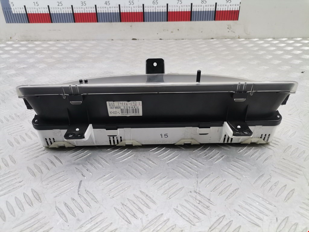 Панель приборов (щиток) SUBARU Impreza 1992-2000