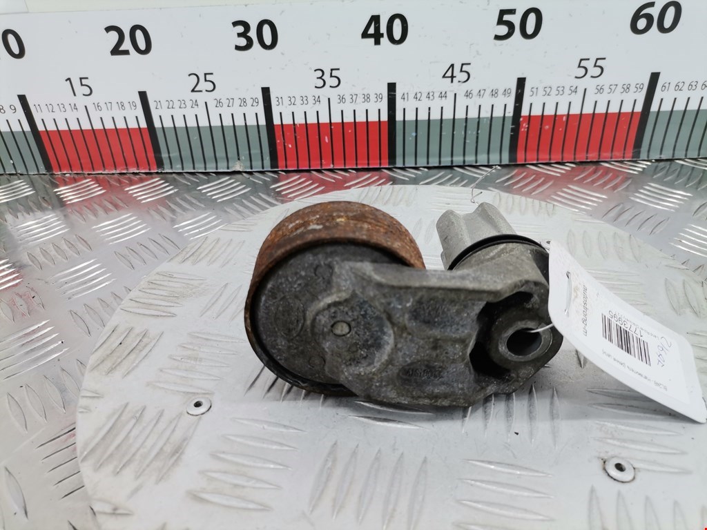 Натяжитель ремня генератора (приводного поликлинового ремня Land Rover Discovery 3 (2004-2009)