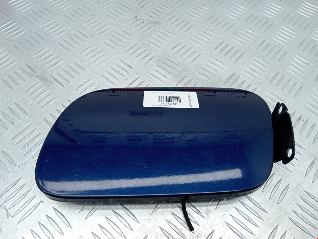 Лючок бензобака VOLKSWAGEN Touareg 2002-2010