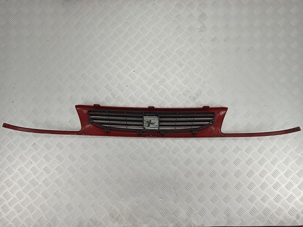 Решетка радиатора SEAT Ibiza 1993-2002