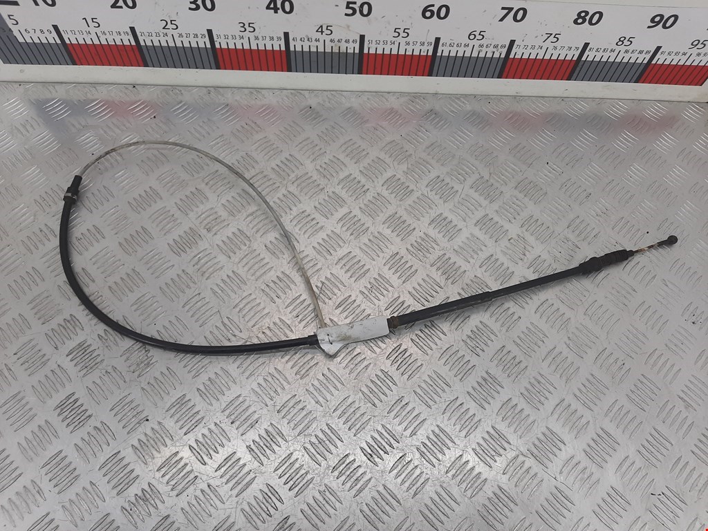 Трос стояночного тормоза левый/правый AUDI A3 8P 2003-2013
