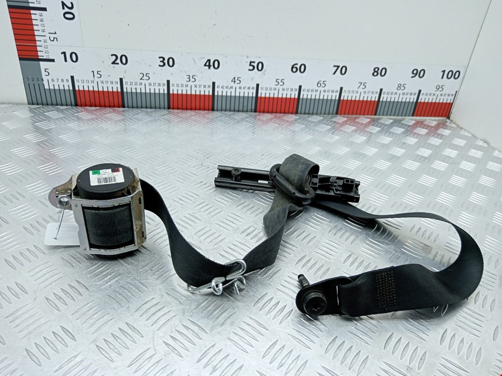 Ремень безопасности передний правый FORD Kuga 2008-2012