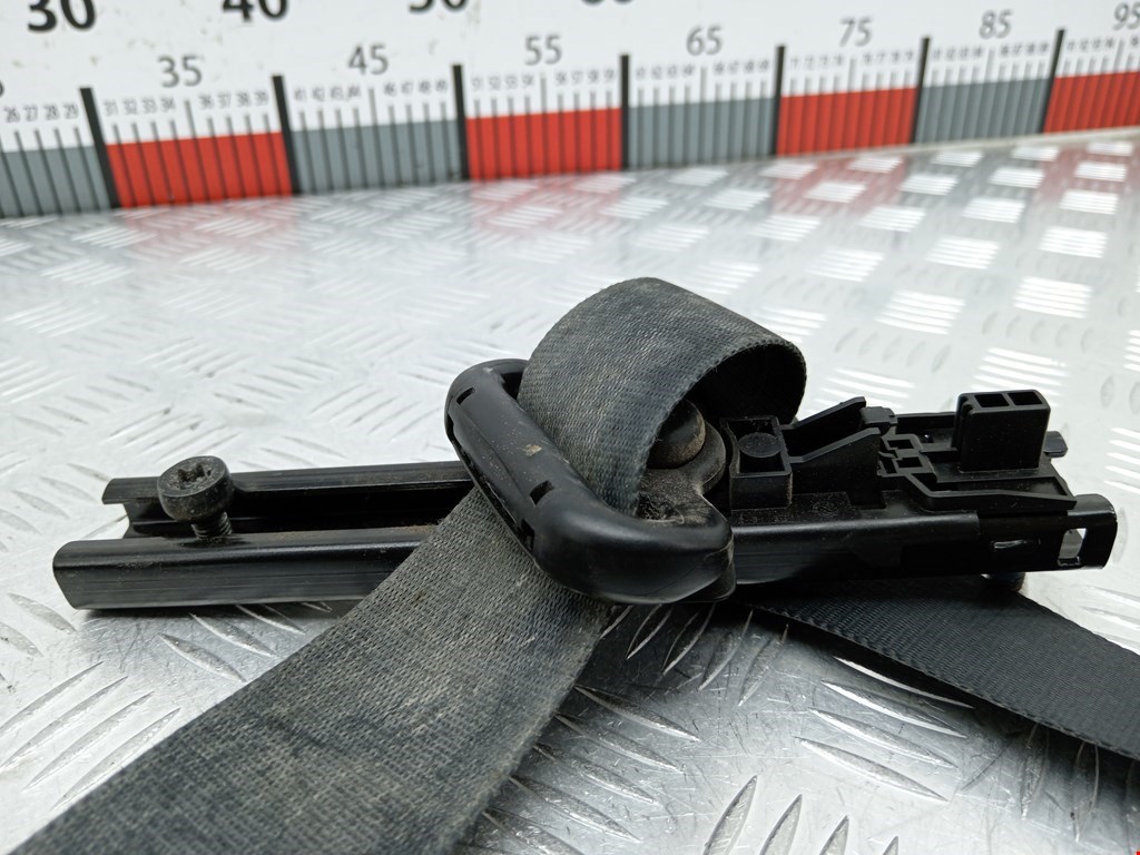 Ремень безопасности передний правый FORD Kuga 2008-2012