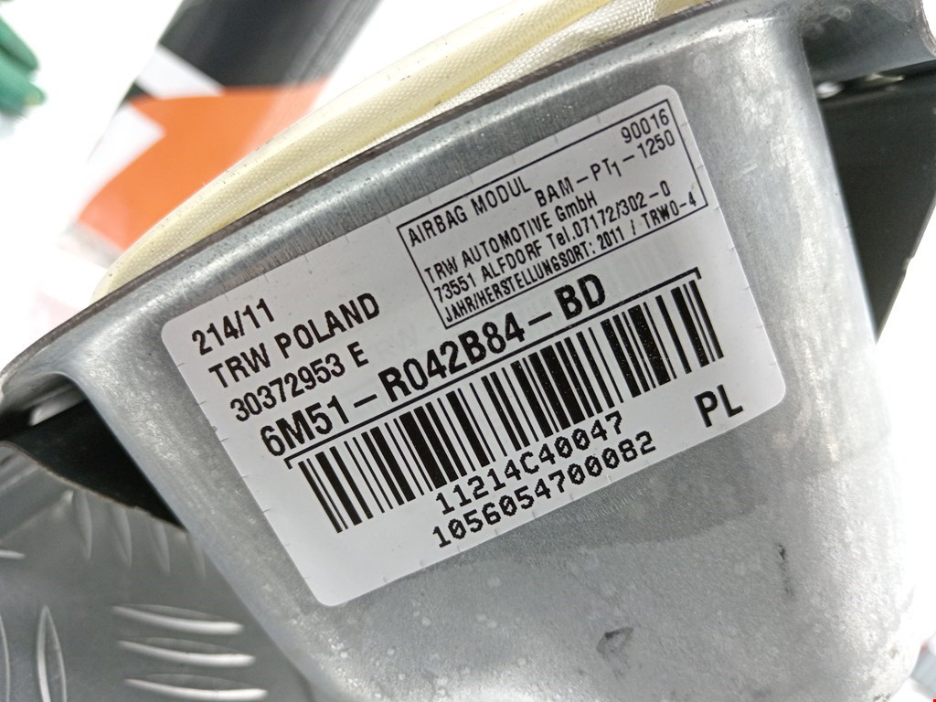 Подушка безопасности пассажирская (в торпедо) FORD Kuga 2008-2012