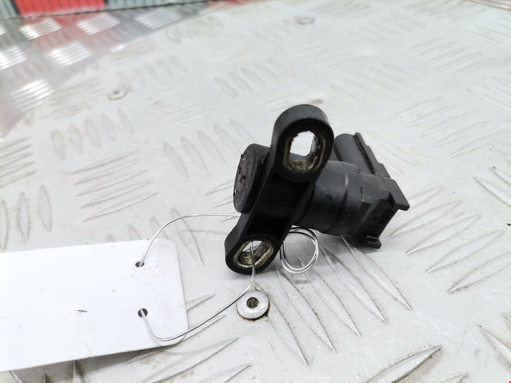 Датчик положения коленвала FORD Mondeo III 2000-2007