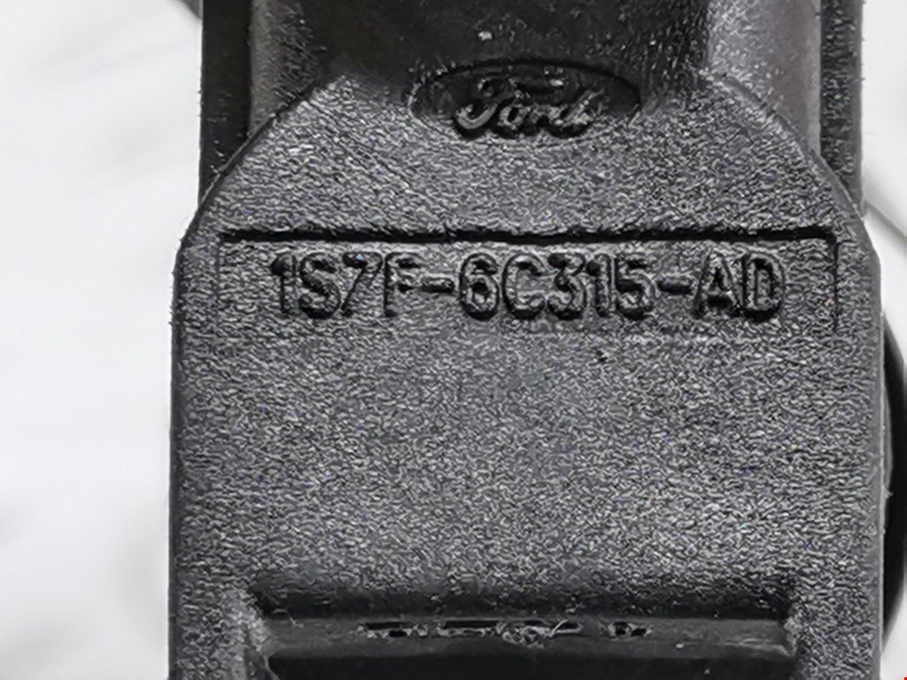 Датчик положения коленвала FORD Mondeo III 2000-2007