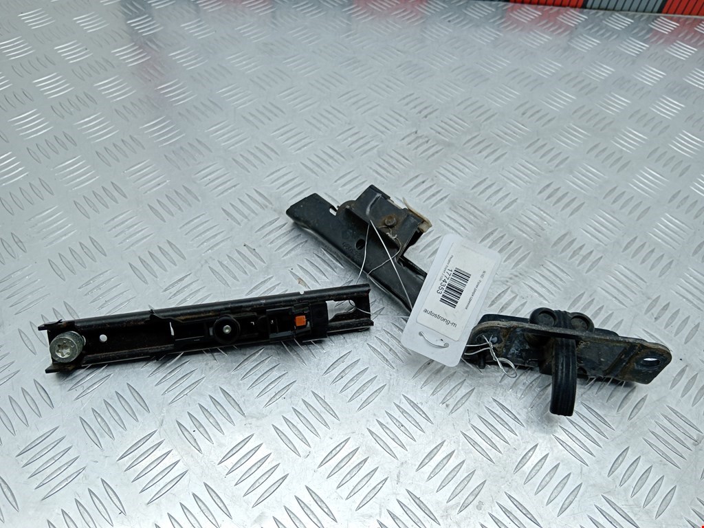 Ролик двери сдвижной (левый/правый средний верхний/нижний) PEUGEOT Expert II 2007-2016