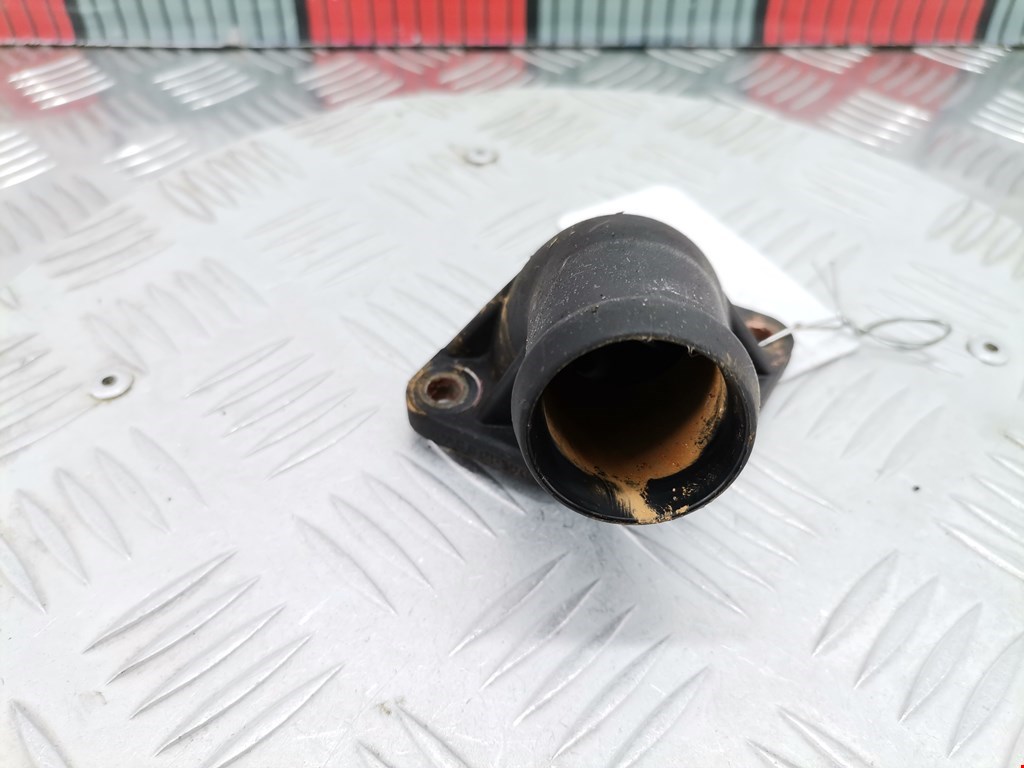 Корпус термостата VOLKSWAGEN Passat B5 1997-2005