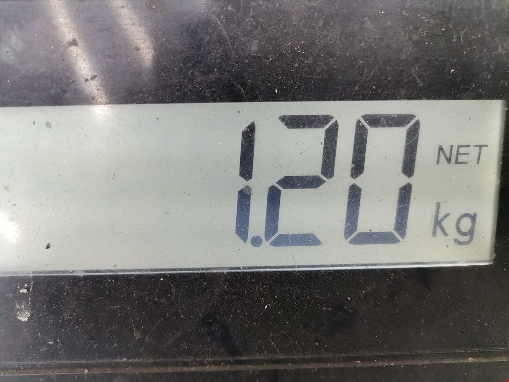 Уплотнитель двери VOLKSWAGEN Passat B5 1997-2005