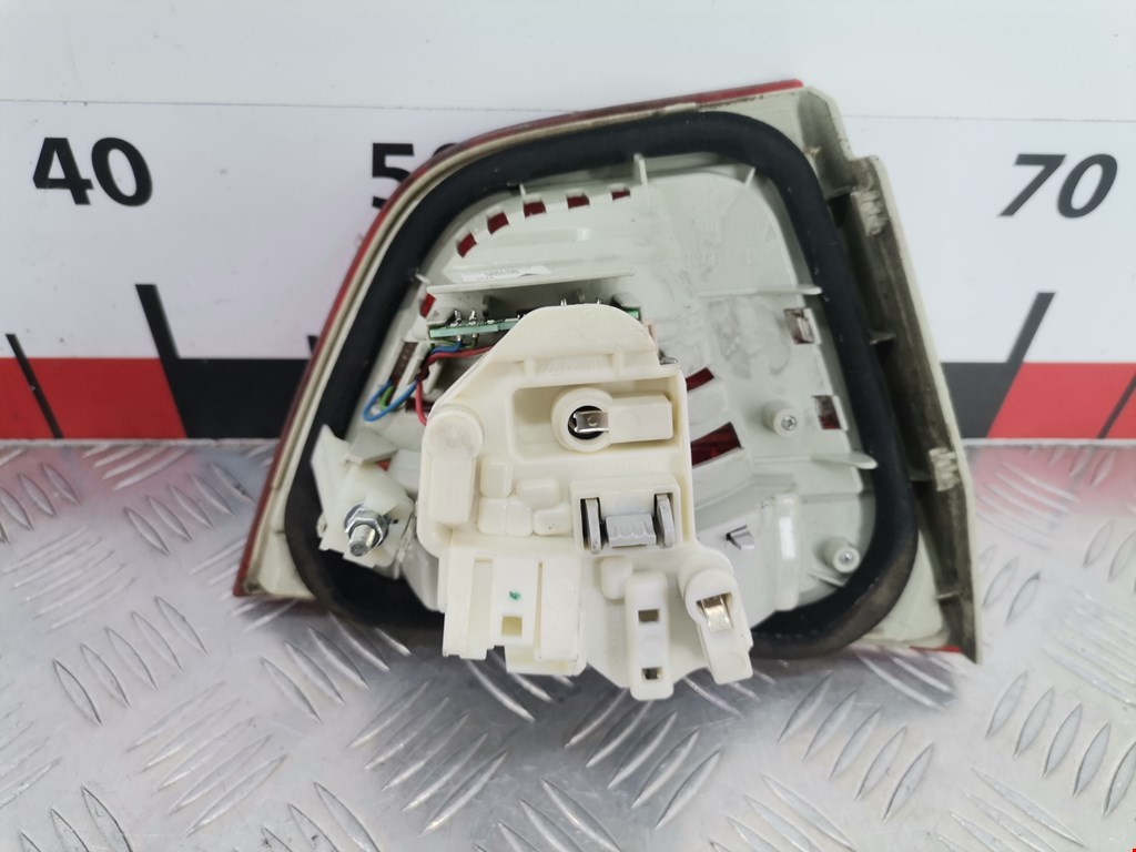 Фонарь задний внутренний правый BMW 3er E90/E91 2005-2012