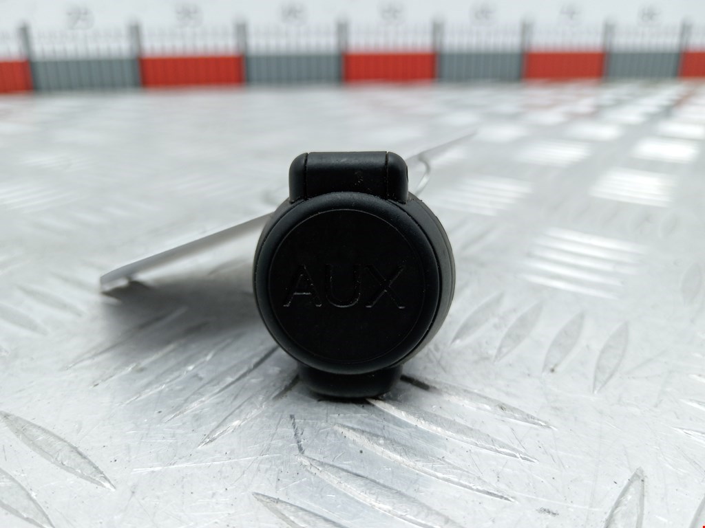 Разъем AUX/USB PEUGEOT Expert II 2007-2016