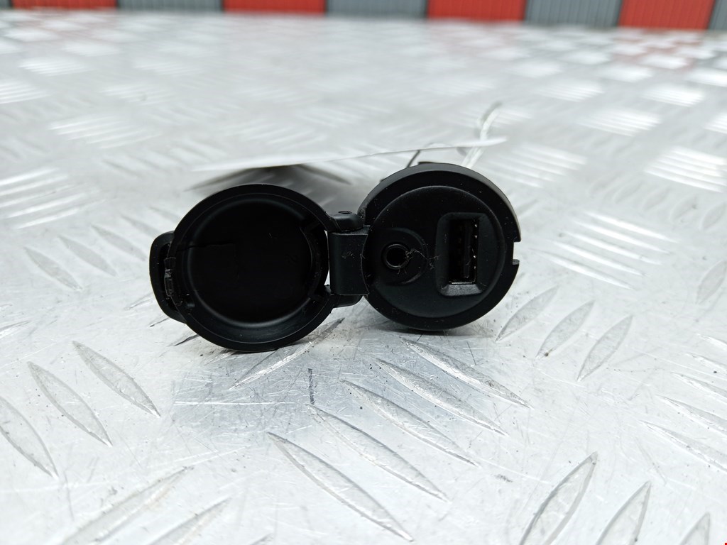 Разъем AUX/USB PEUGEOT Expert II 2007-2016