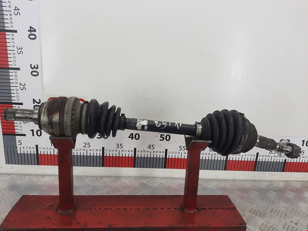 Полуось передняя левая (приводной вал шрус) Opel Astra G (1998-2004)