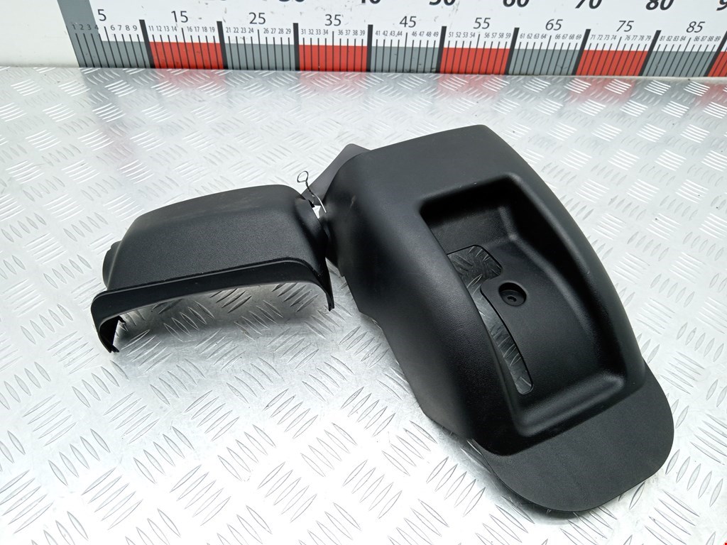 Кожух рулевой колонки TOYOTA Prius II XW20 2003-2012