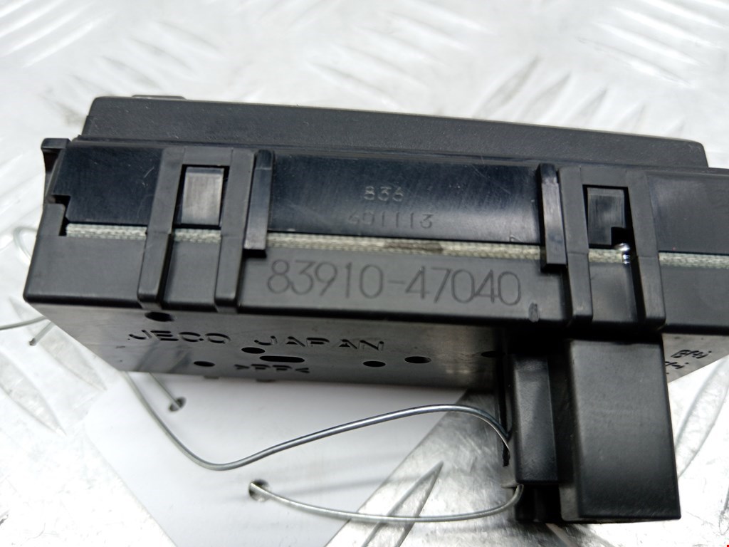 Часы TOYOTA Prius II XW20 2003-2012