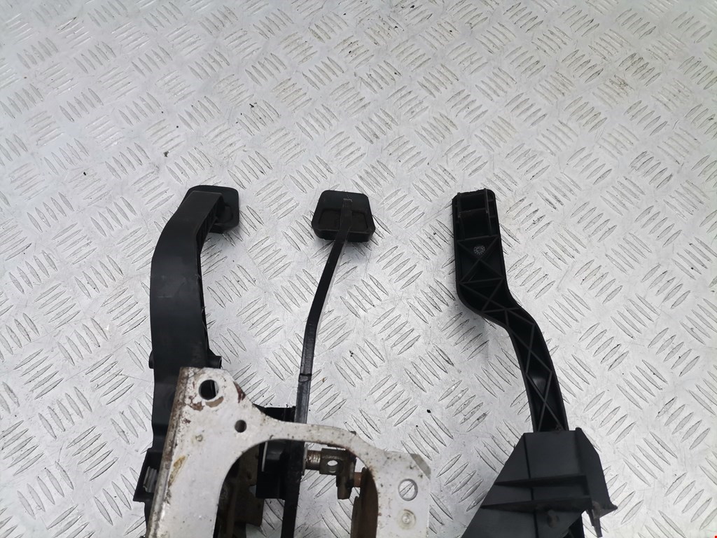 Блок педалей (педальный узел) FORD Mondeo III 2000-2007