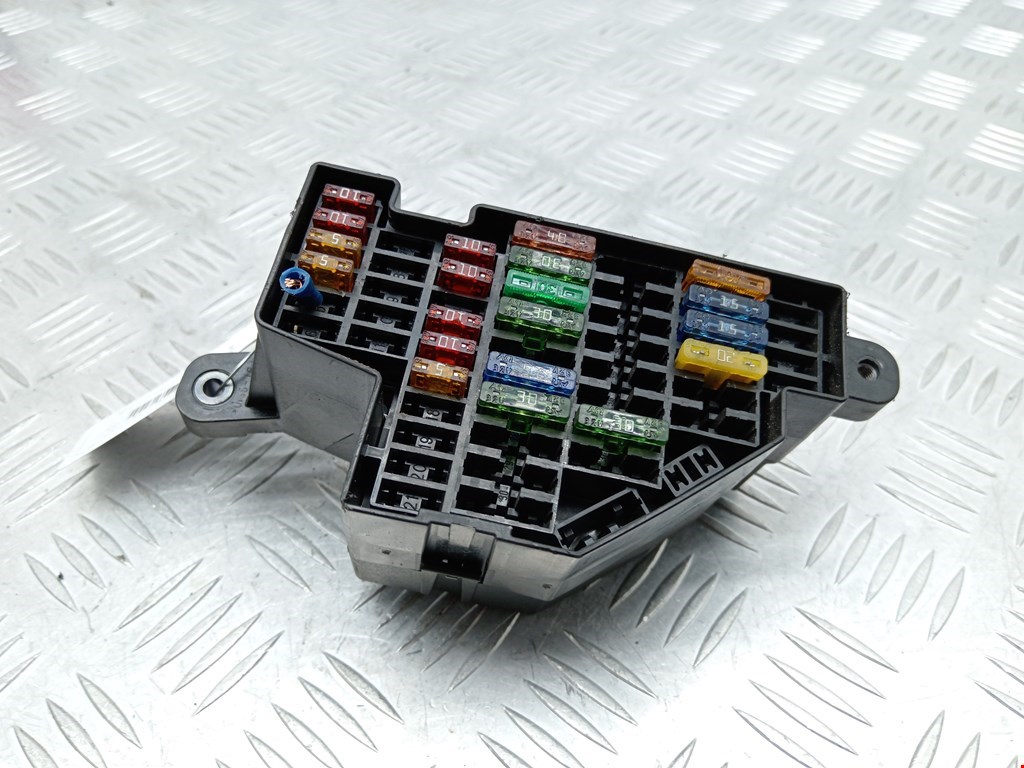 Датчик уровня в бачок омывателя AUDI A3 8P 2003-2013